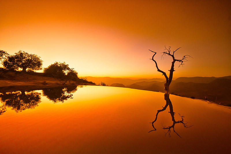 foto:Christopher William Adach  - lo hecho en México